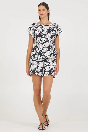 A Crinkle Texture Roll Sleeve Top