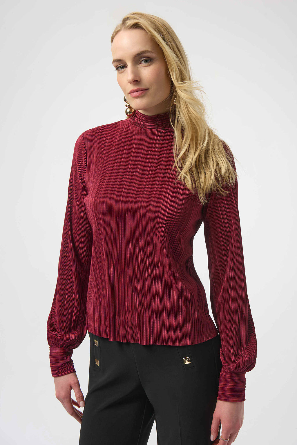 Pleat Knit Straight Top