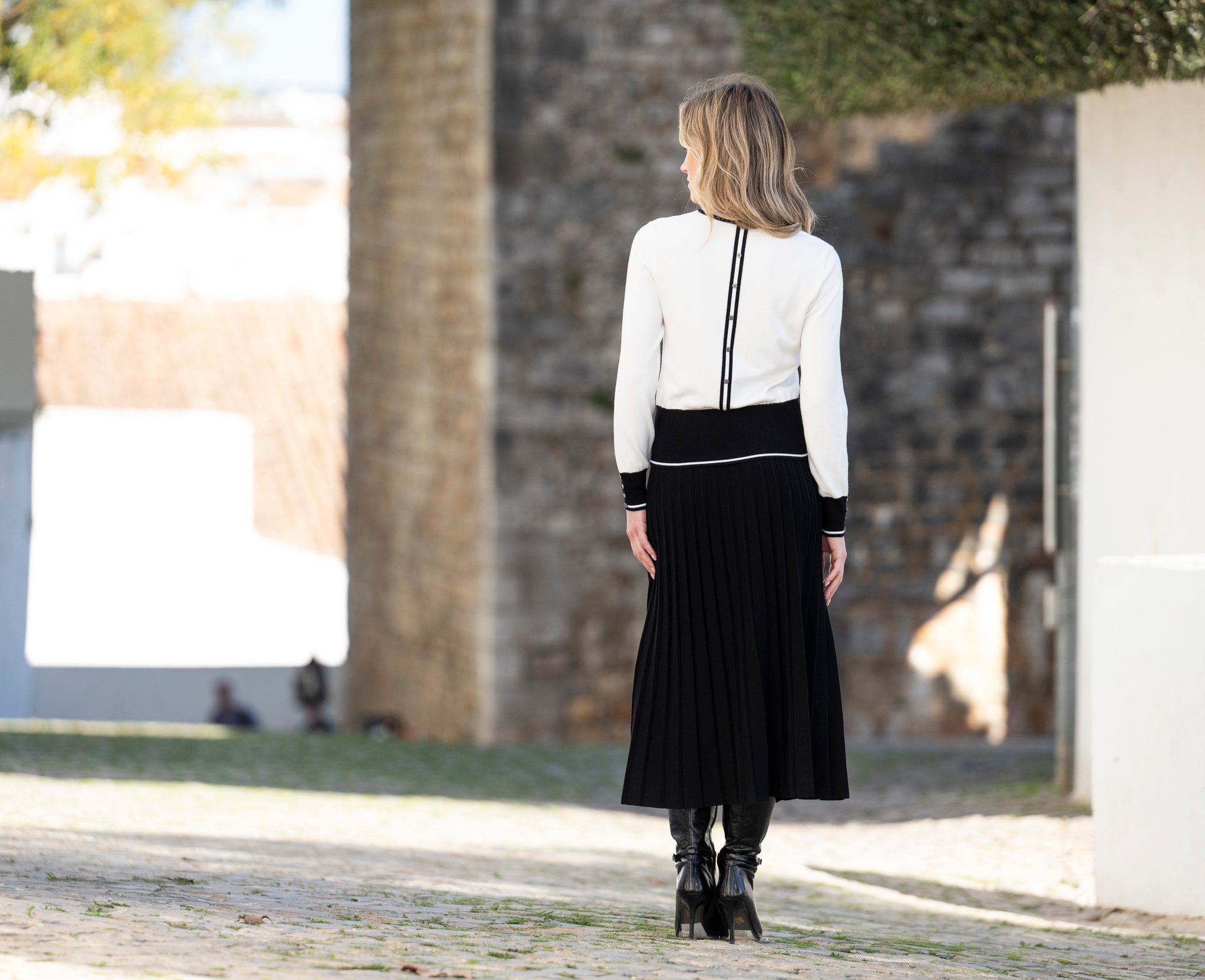 Faux Pockets Banded Sweater