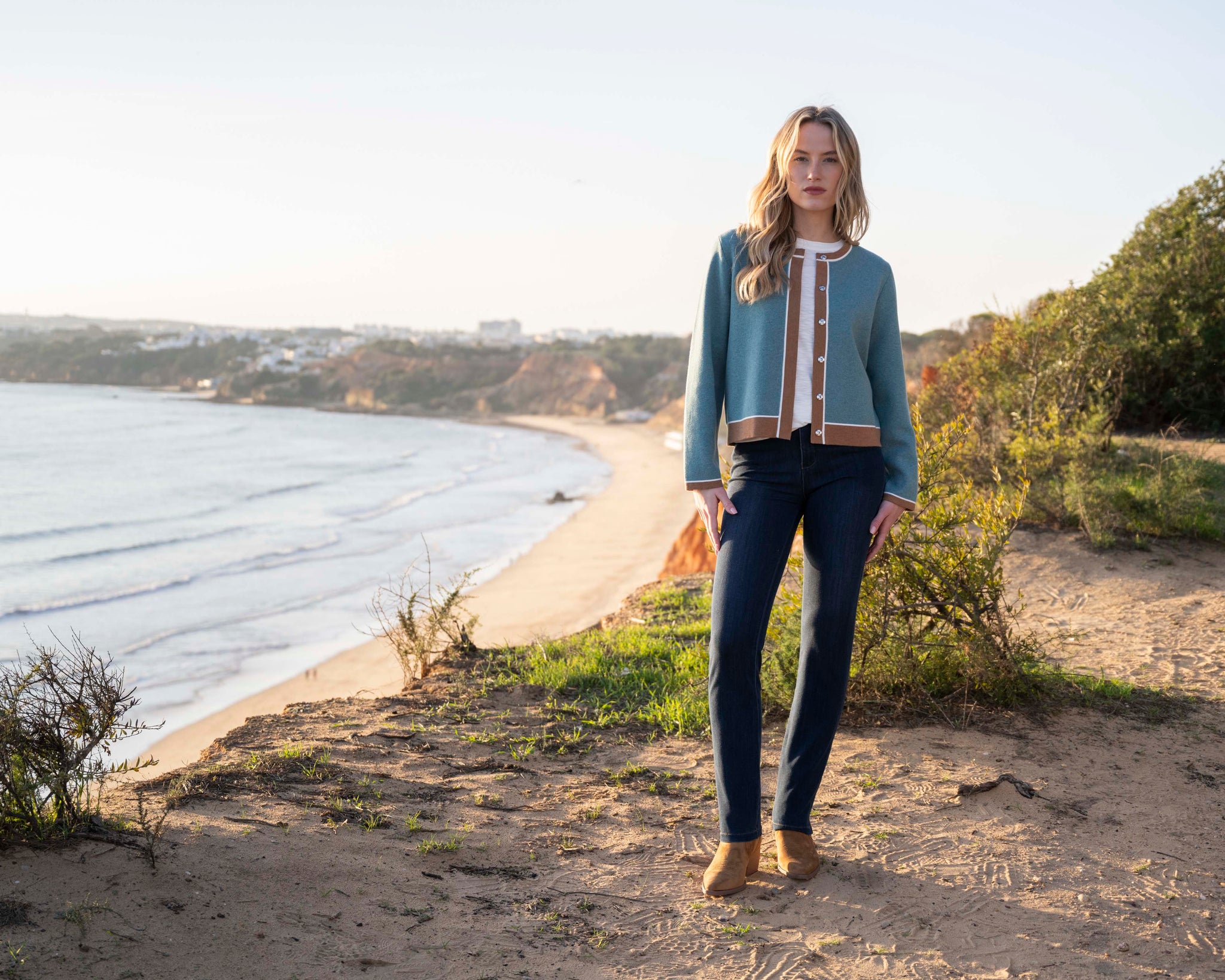 Color Trim Snap Cardi