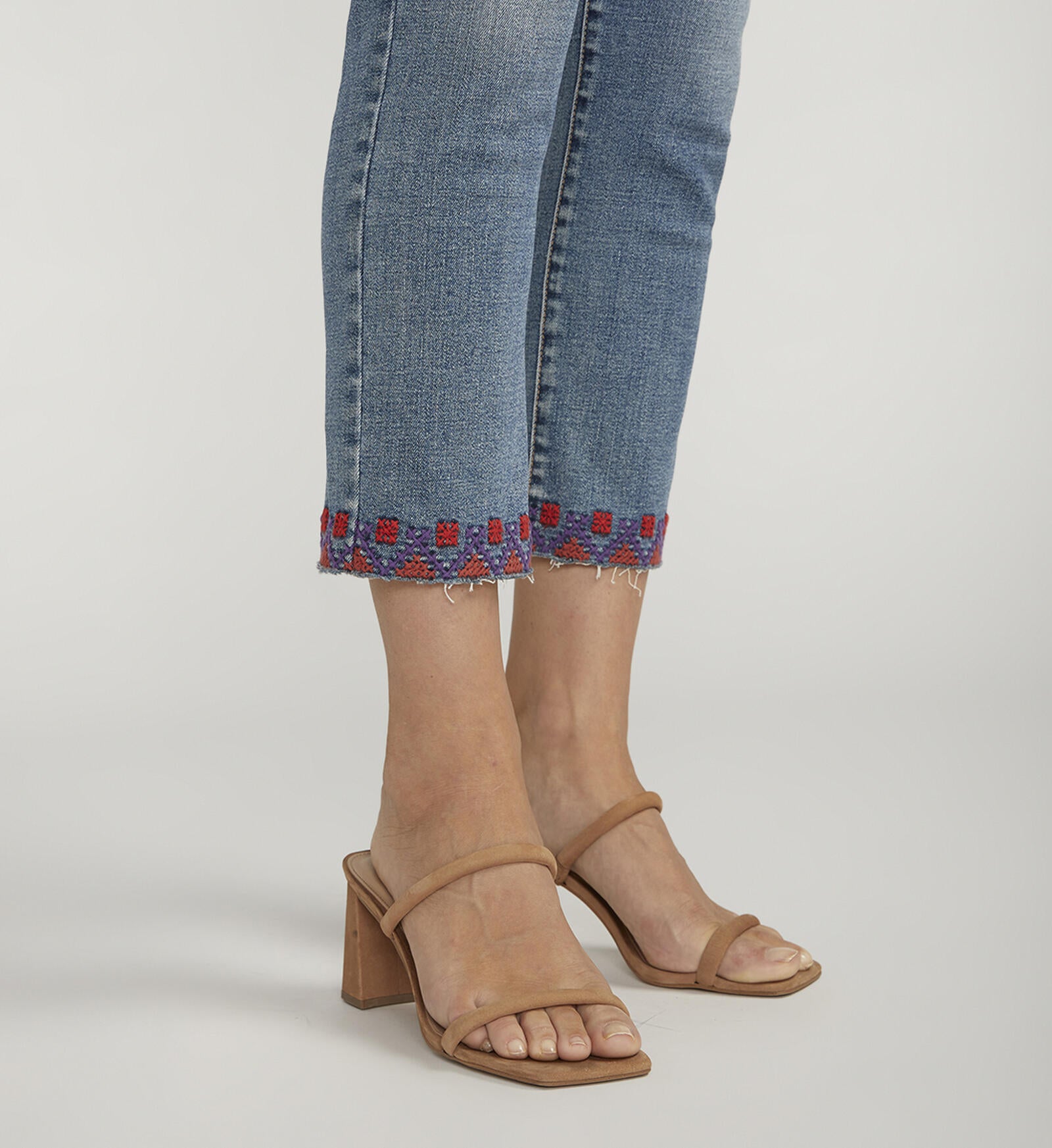 Maya Mid Rise Capris | Studio Blue