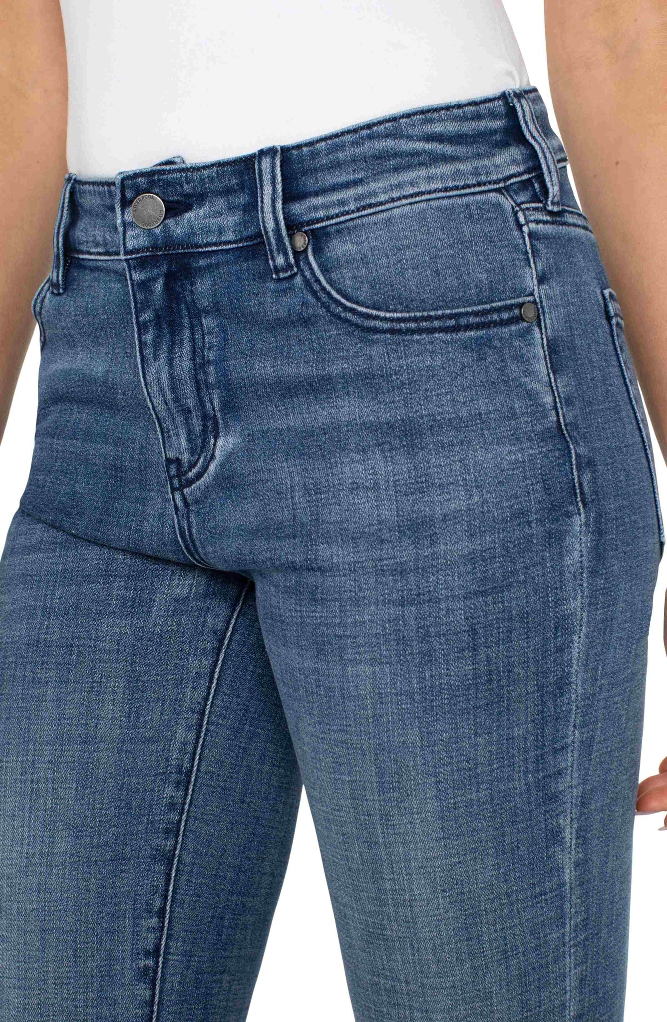 Hannah Flare 32" Jean