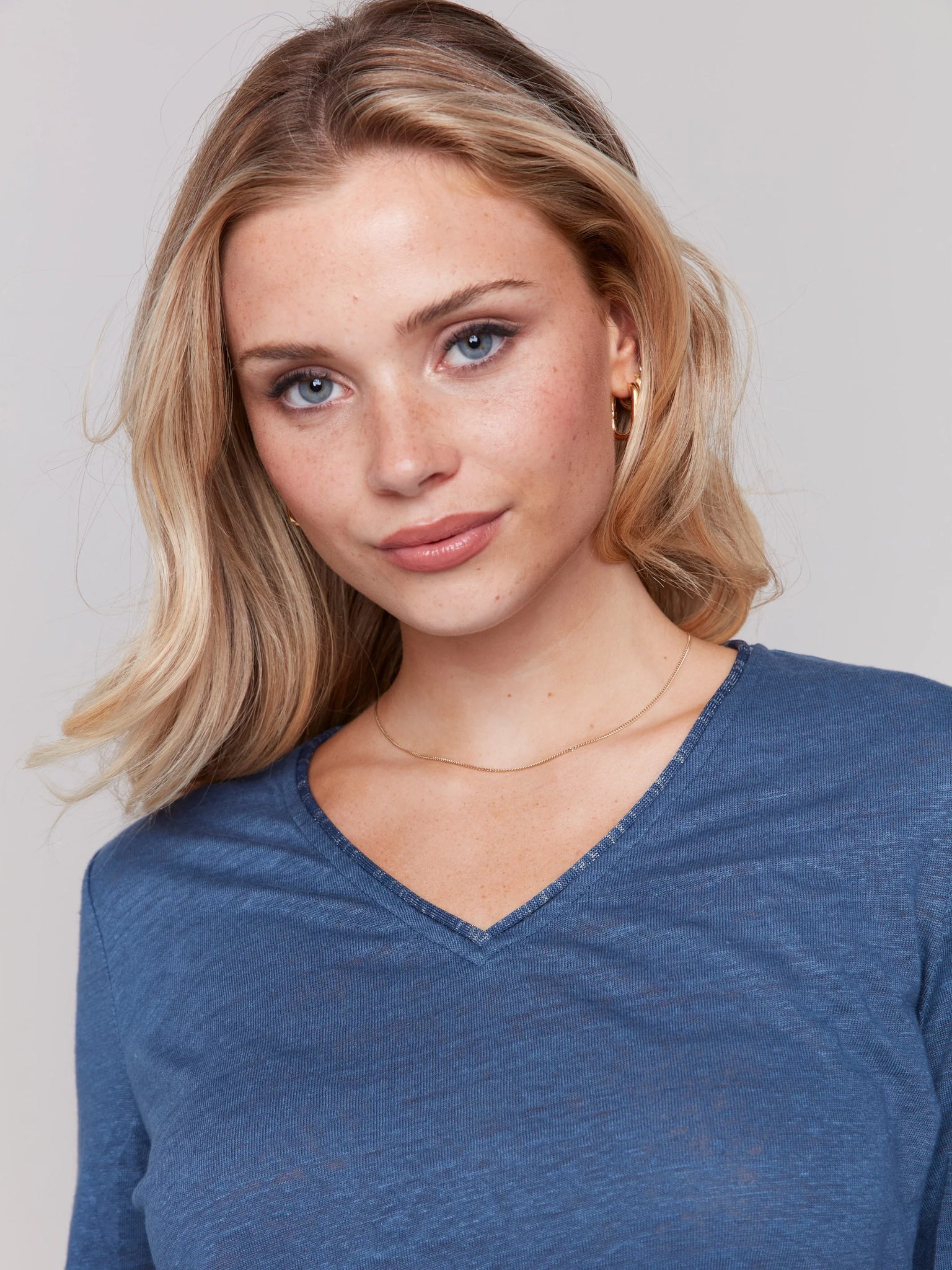 Linen Blend V-Neck Top