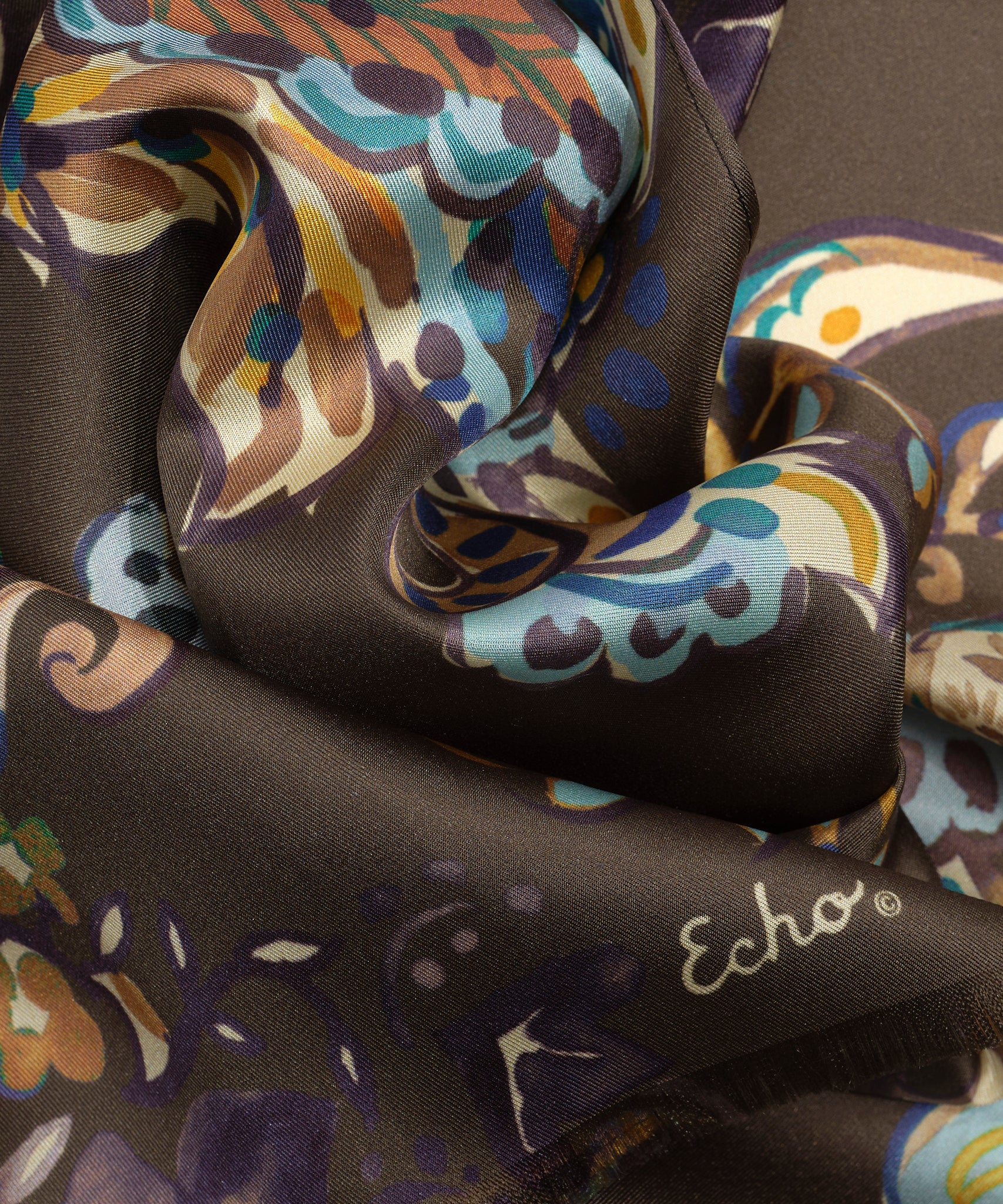 Dreamy Paisley Oblong Scarf