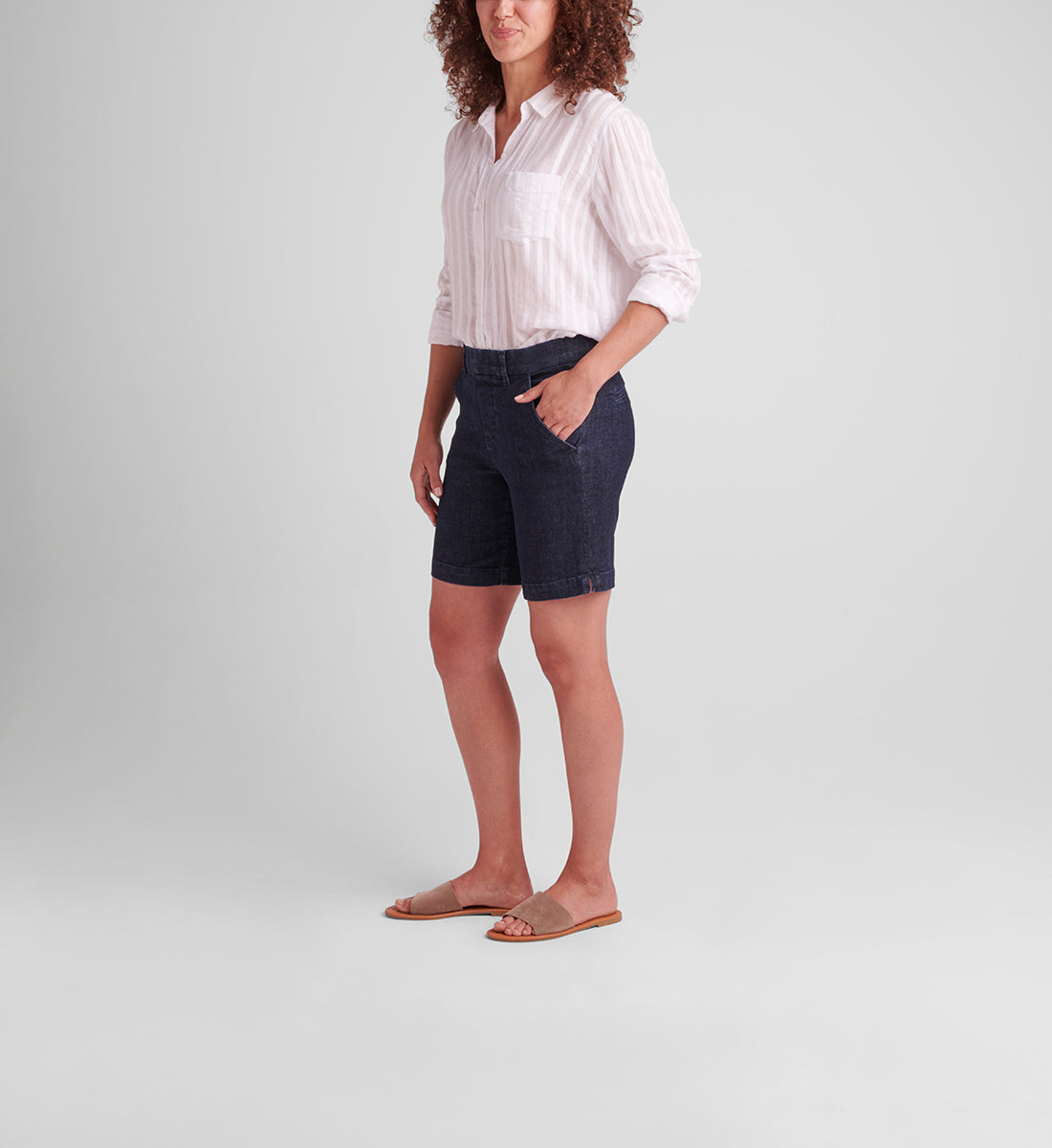 Maddie Mid Rise Pull On Short | Adriatic Blue