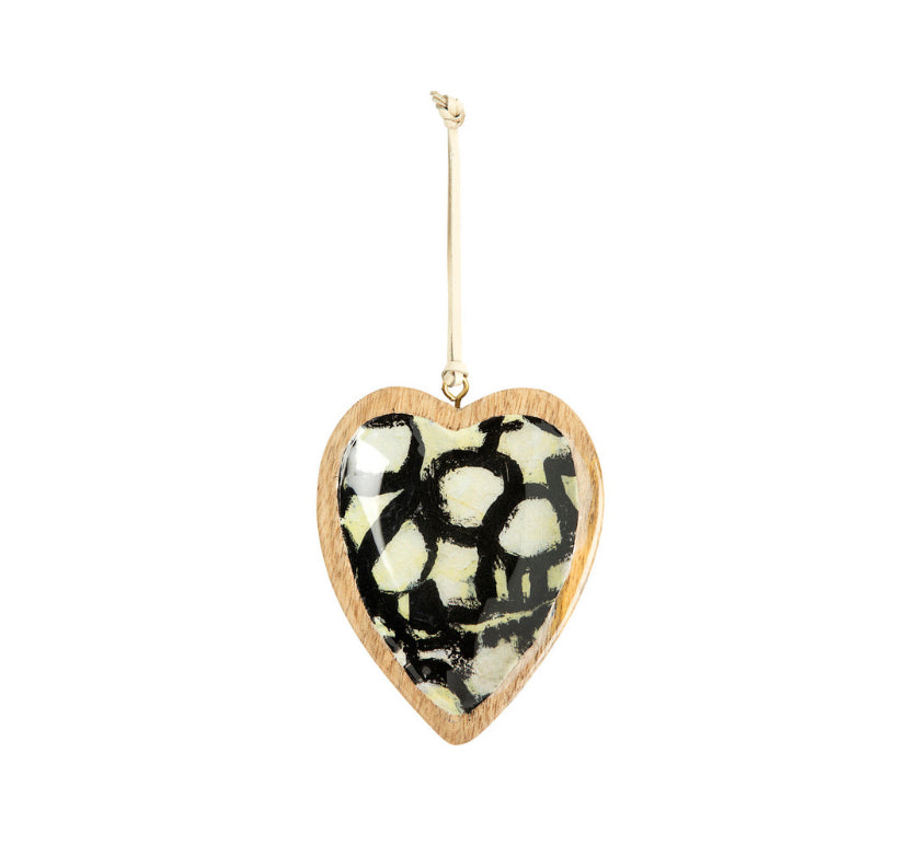Airlifting Heart Ornament | Black